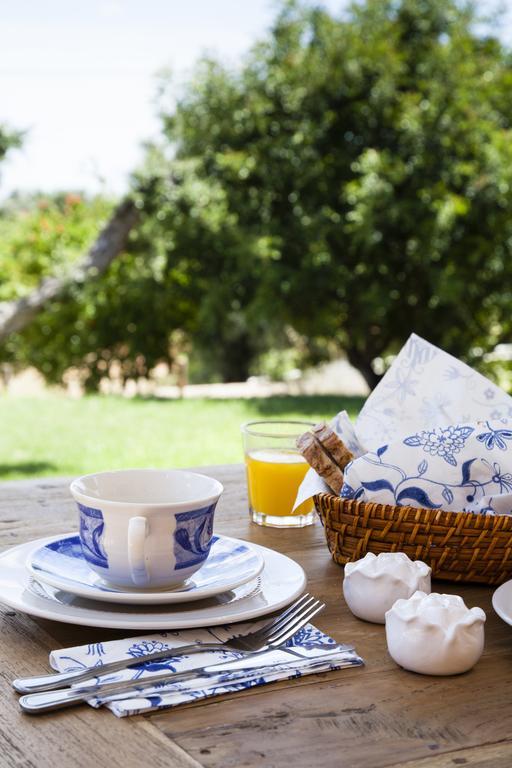 Quinta Rosa Amarela Acomodação com café da manhã Boliqueime Quarto foto